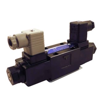 DSG-01-3C4-A120-N-70 - Dir Valve D03 3-Pos A&B-T, P-Block 120 VAC DIN