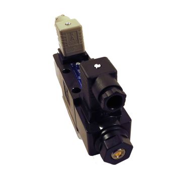 DSG-01-3C60-A120-N-70 - Dir Valve D03 3-Pos P->T, A&B Block 120 VAC DIN
